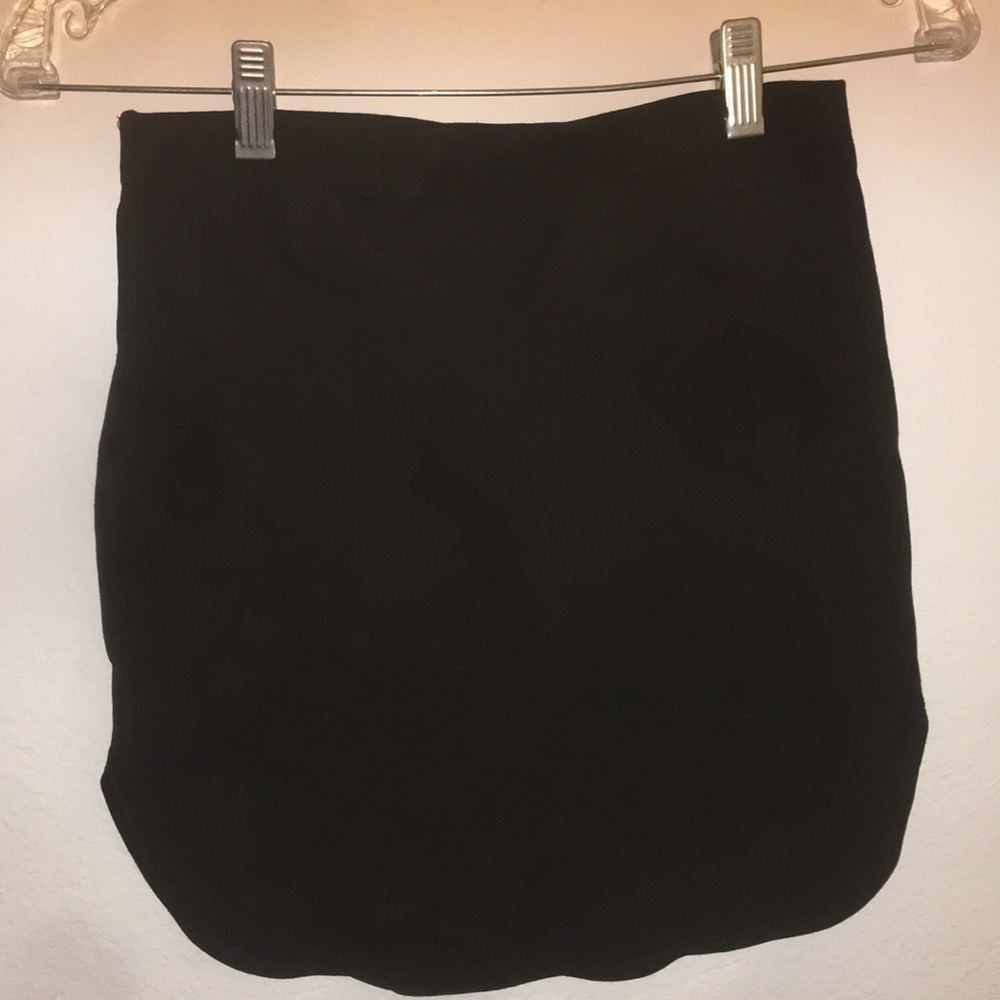 Mini skirt goes up at both sides